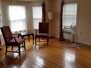 17 Farwell Pl #2, Cambridge, MA 02138