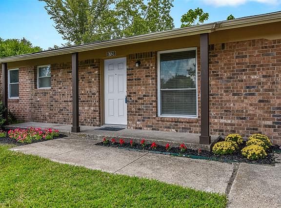 3rd image of 8728 Milverton Dr