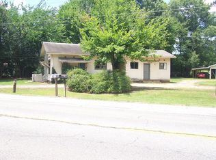 2112 E 3rd St, Hope, AR 71801