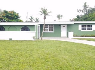 1666 Passaic Ave, Fort Myers, FL 33901