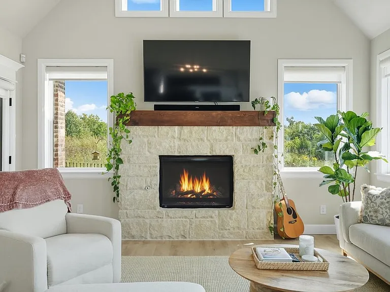 4200 Abbey Park Dr — Photo 24