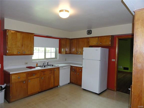 5th image of 811 Fairacres Dr