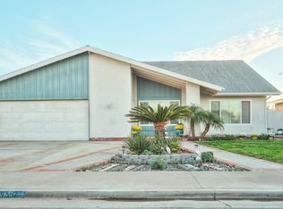 9342 Cloudhaven Dr, Huntington Beach, CA 92646