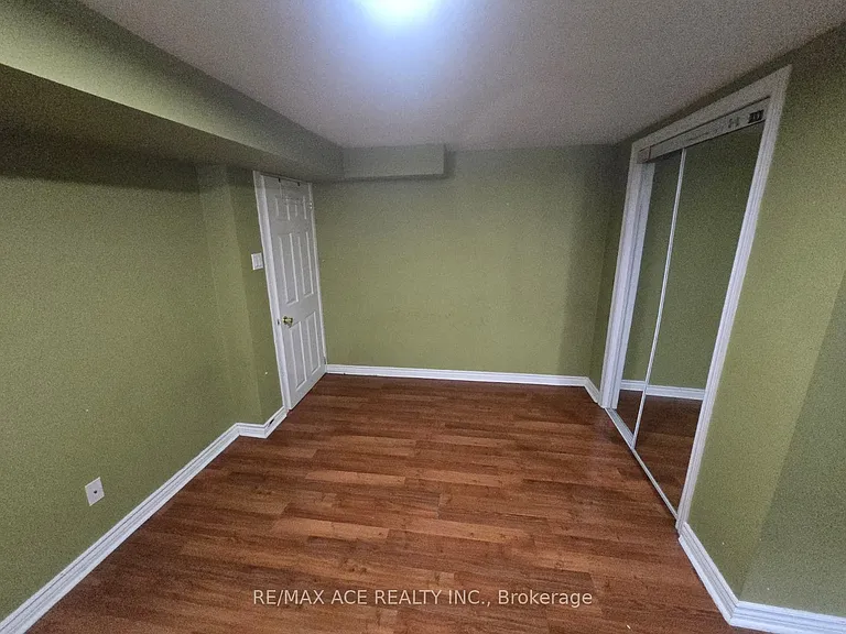 49 Wharnsby Dr #BASEMENT — Photo 4