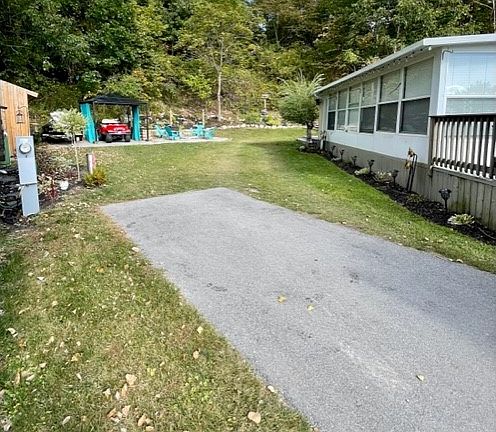 5th image of 490 Empire Rd #Elw001