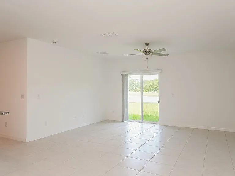 2037 Skybrooke Blvd — Photo 4