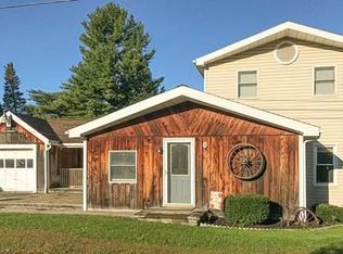 4 Ashley St, Lyons, NY 14489