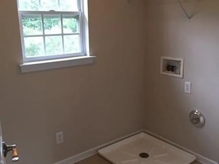 17418 Westmill Ln — Photo 10