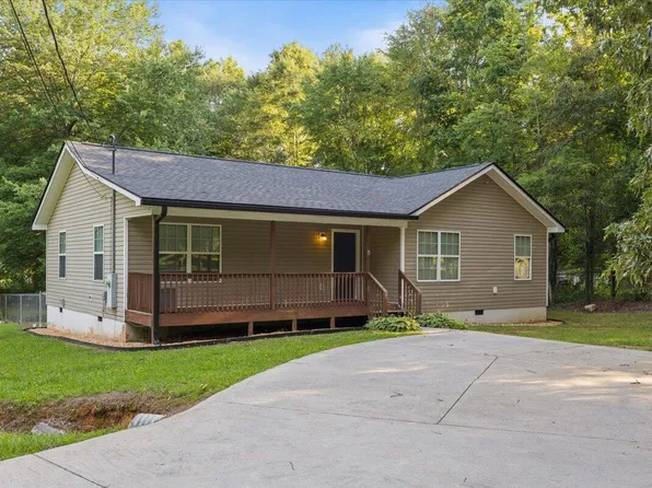 975 Sagamore Dr, Tunnel Hill, GA 30755