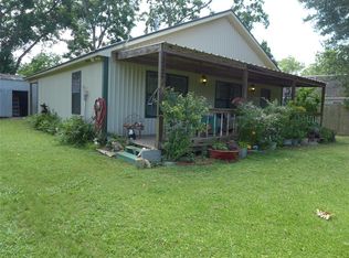 322 Sabine St, Orchard, TX 77464