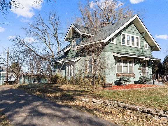 3rd image of 3942 Reservoir Blvd NE