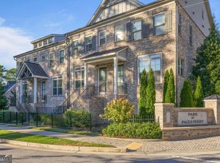 2262 McLean Chase SE, Smyrna, GA