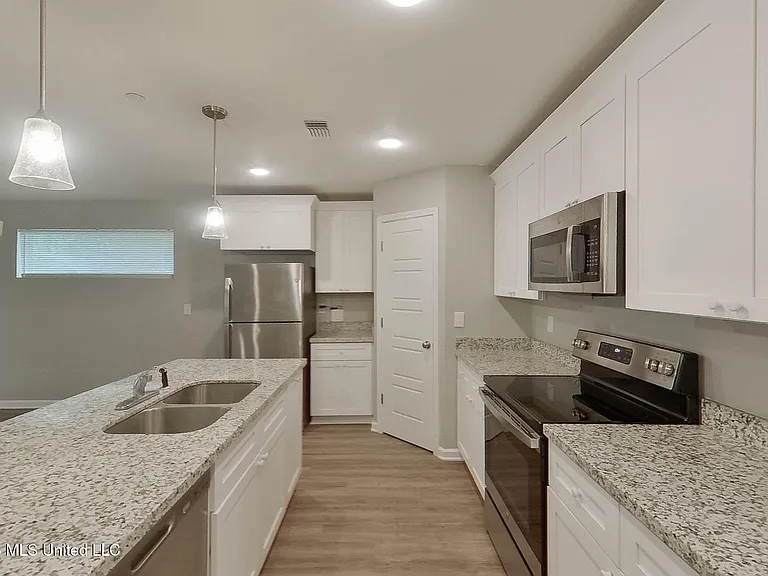 11502 Camden Court Cir — Photo 3