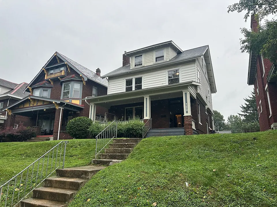 160 E Frambes Ave