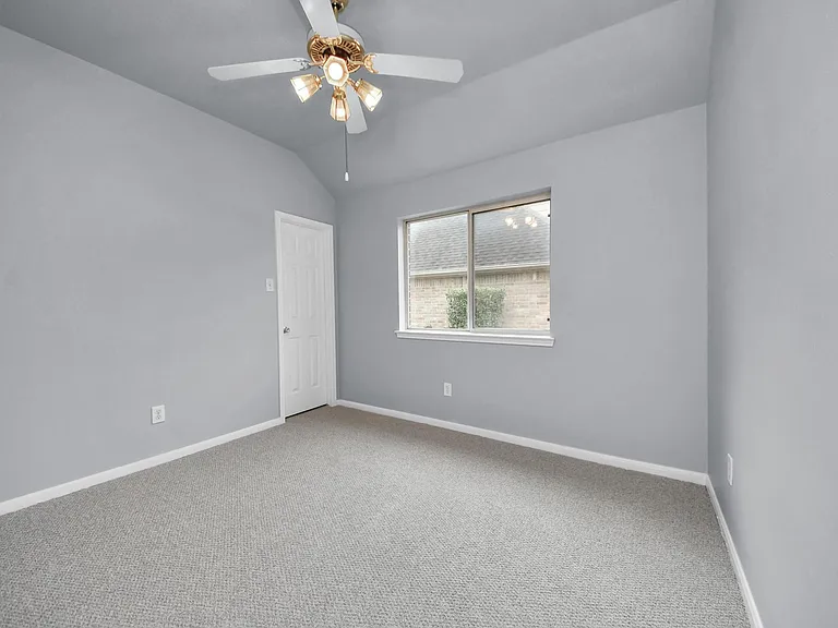 9711 Andrews Ln — Photo 36