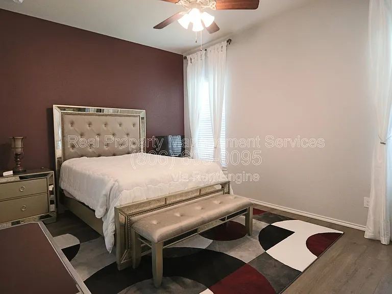 3723 Pontiac Ave — Photo 5