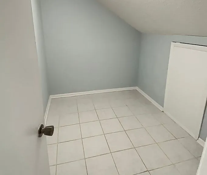 600 37th Ave N #207 — Photo 8