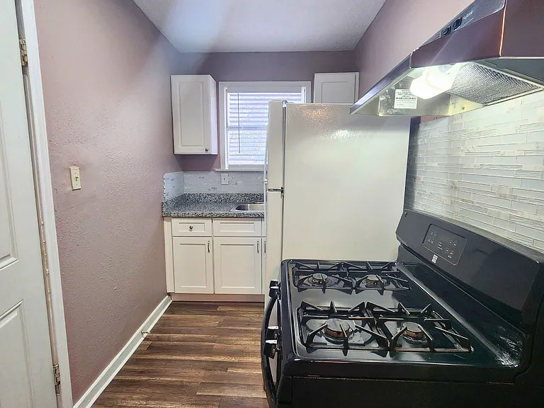 13501 Topeka St #F — Photo 2