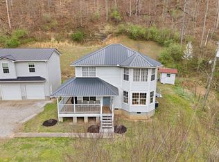 9693 Lotts Creek Rd, Hazard, KY 41701