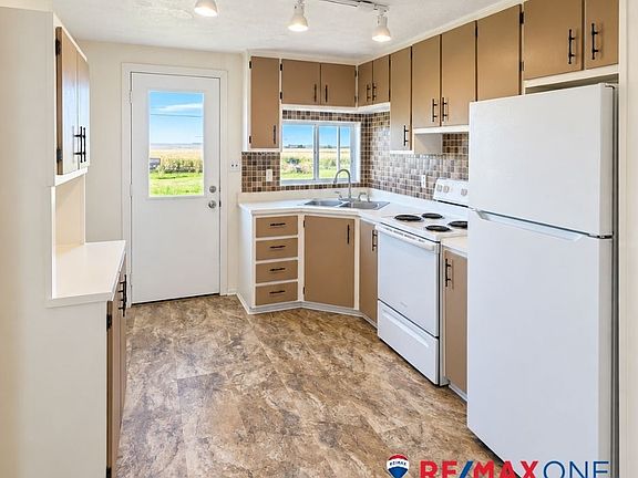 4th image of 403 Scotty Ln