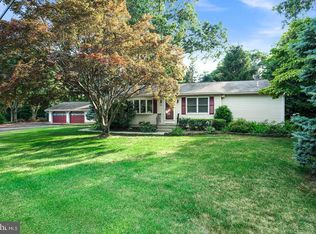 401 Station Rd, Roebling, NJ 08554