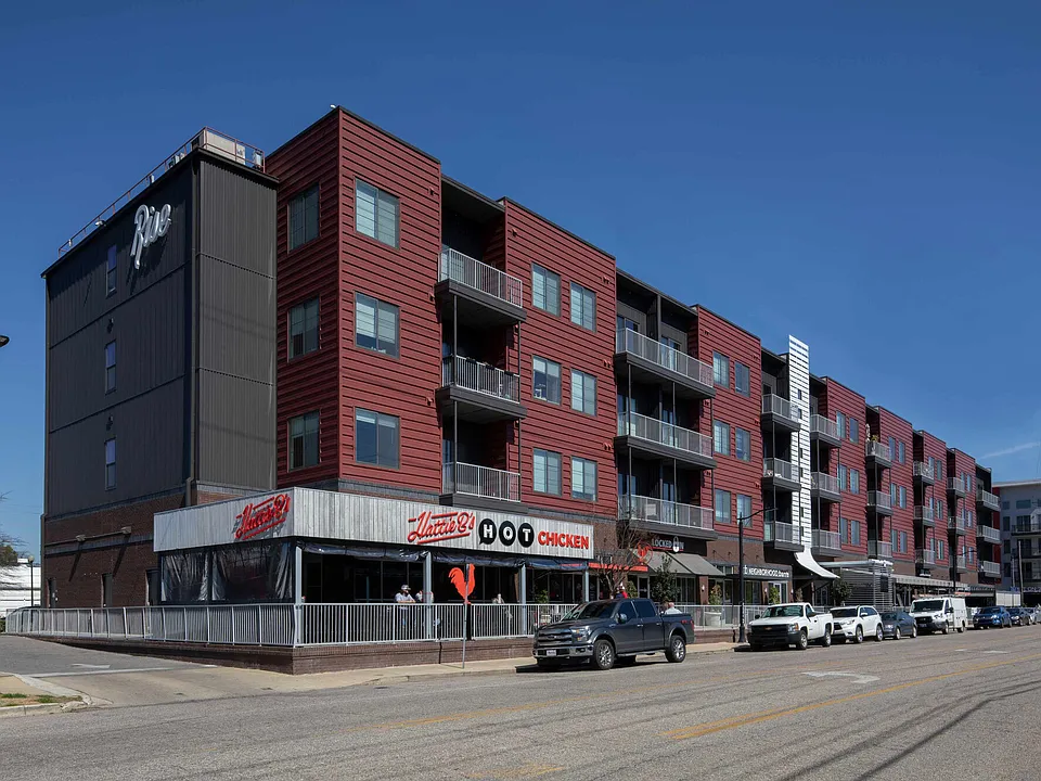 Rise Lakeview