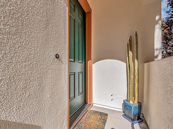 2nd image of 1377 McKinley Ct
