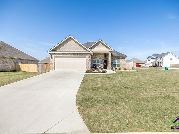 3rd image of 700 Linda Gail Way