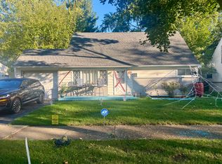 406 Winnebago St, Park Forest, IL