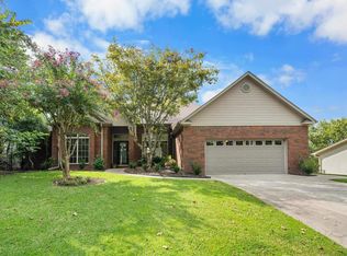 343 Arlington Dr, Hot Springs, AR 71913