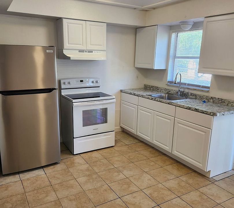 1st image of 2160 Franklin St