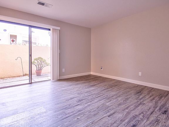 4th image of 1051 Padre Dr Unit 2