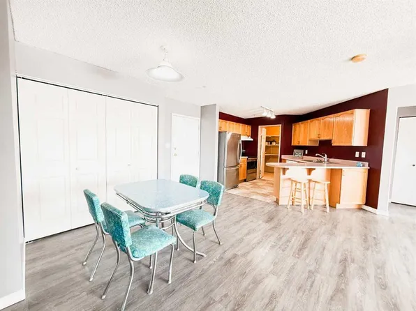 9700 S 92nd Ave #318, Grande Prairie, AB T8V 6Z7