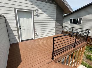 214 9th St #A, Belgrade, MT 59714