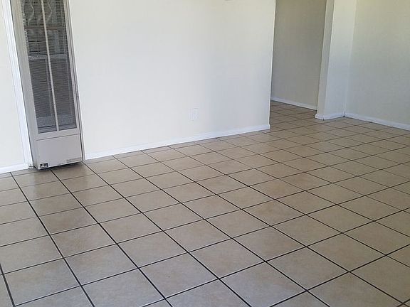 3rd image of 425 Tennessee St NE APT C