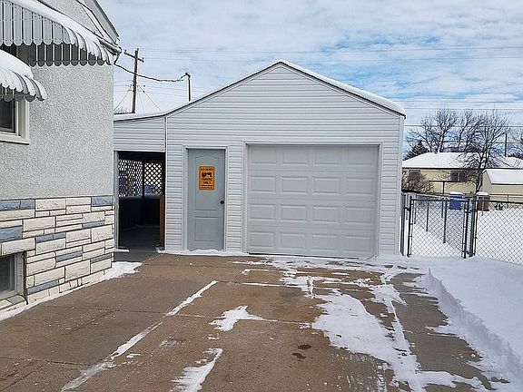 Garage #1 w/ OH Door Opener
