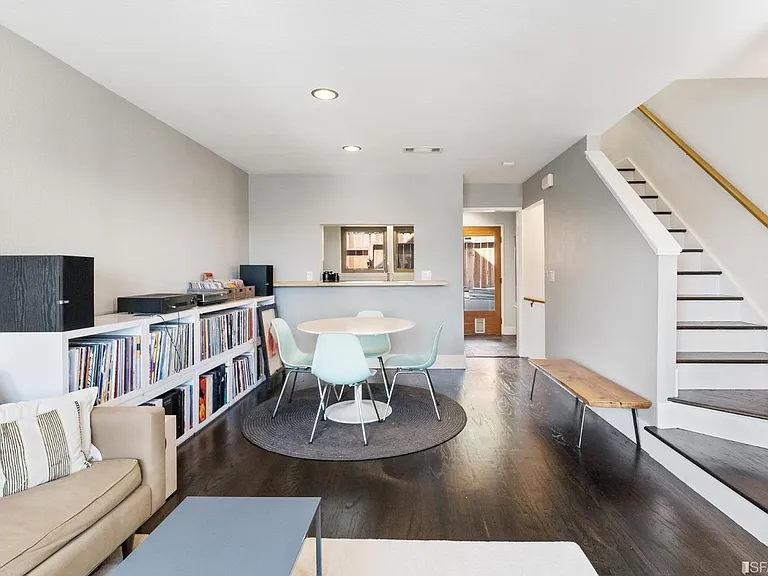 76 Littlefield Ter — Photo 3