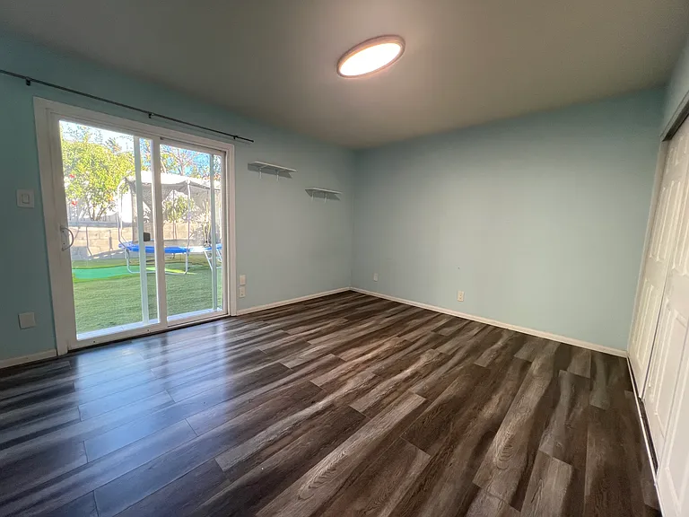 14902 Burnham Cir — Photo 8