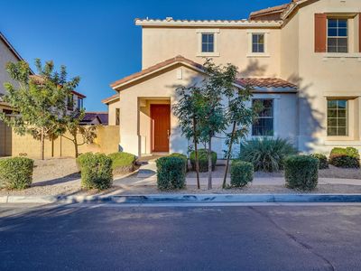 868 S Colonial Dr, Gilbert, AZ, 85296