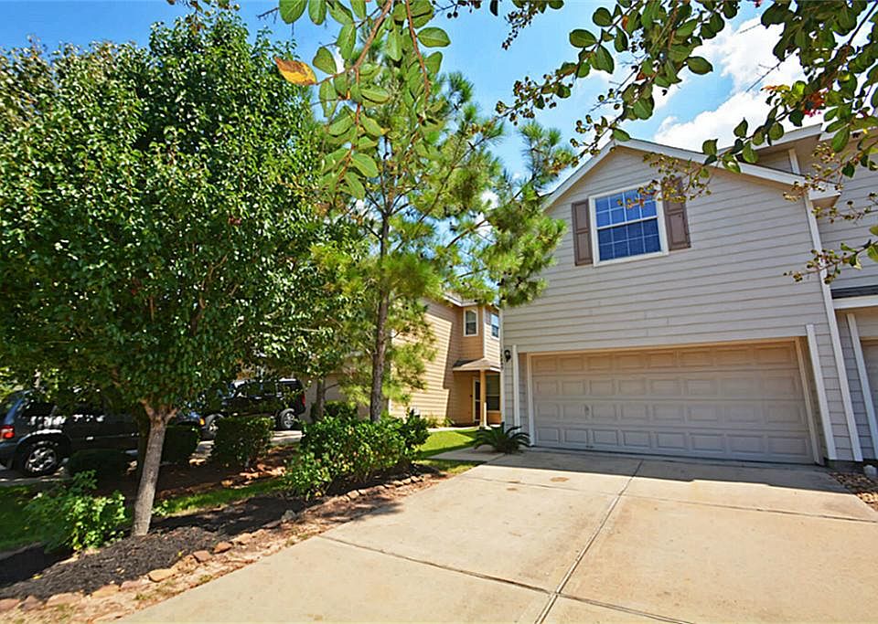 1st image of 16843 Carrollton Creek Ln