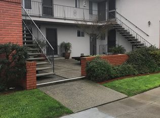 800 Walnut St, San Carlos, CA 94070