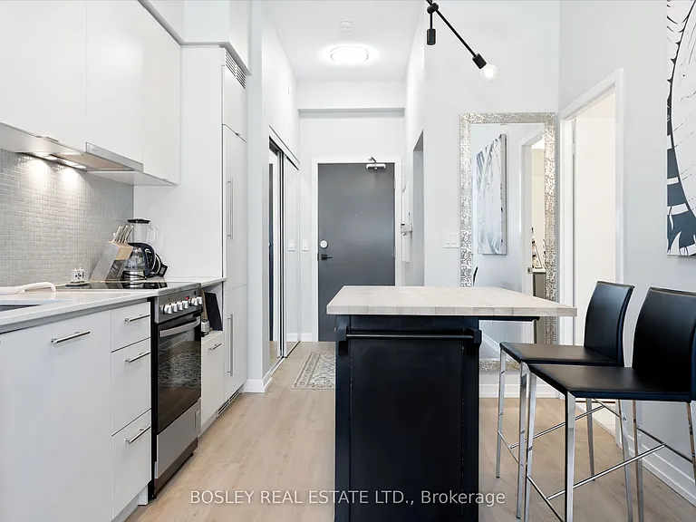 435 Richmond St W #205 — Photo 7