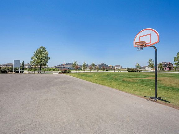 5th image of 249 Firefox Way