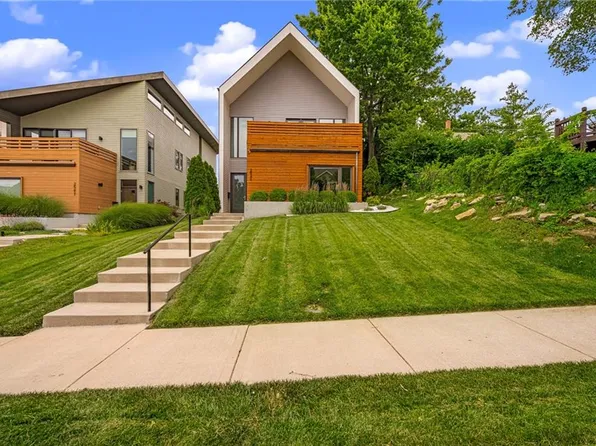 2549 Tracy Ave, Kansas City, MO 64108