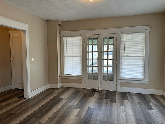 3rd image of 1313 N C St