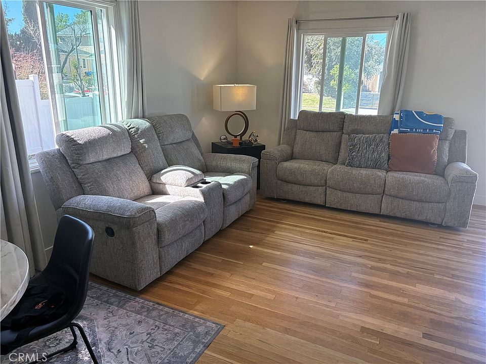 5746 Zelzah Ave, Encino, CA 91316 | MLS #SR26048043 | Zillow