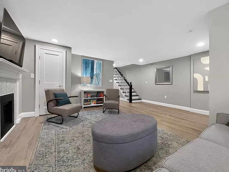 611 Maryland Ave NE — Photo 11