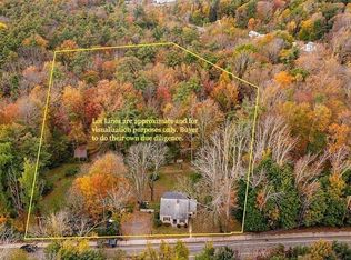 27 Dudley Rd, Templeton, MA 01468