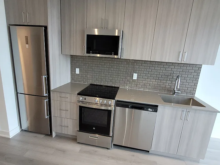 1005 Dundas St E #230 — Photo 3