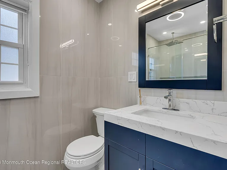 522 W Lincoln Ave — Photo 21